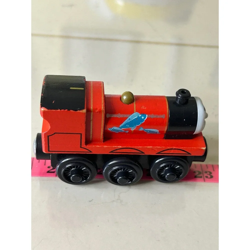 Thomas & Friends Wooden Railway Fishy James Red Engine BDG57 Magnetic Train
